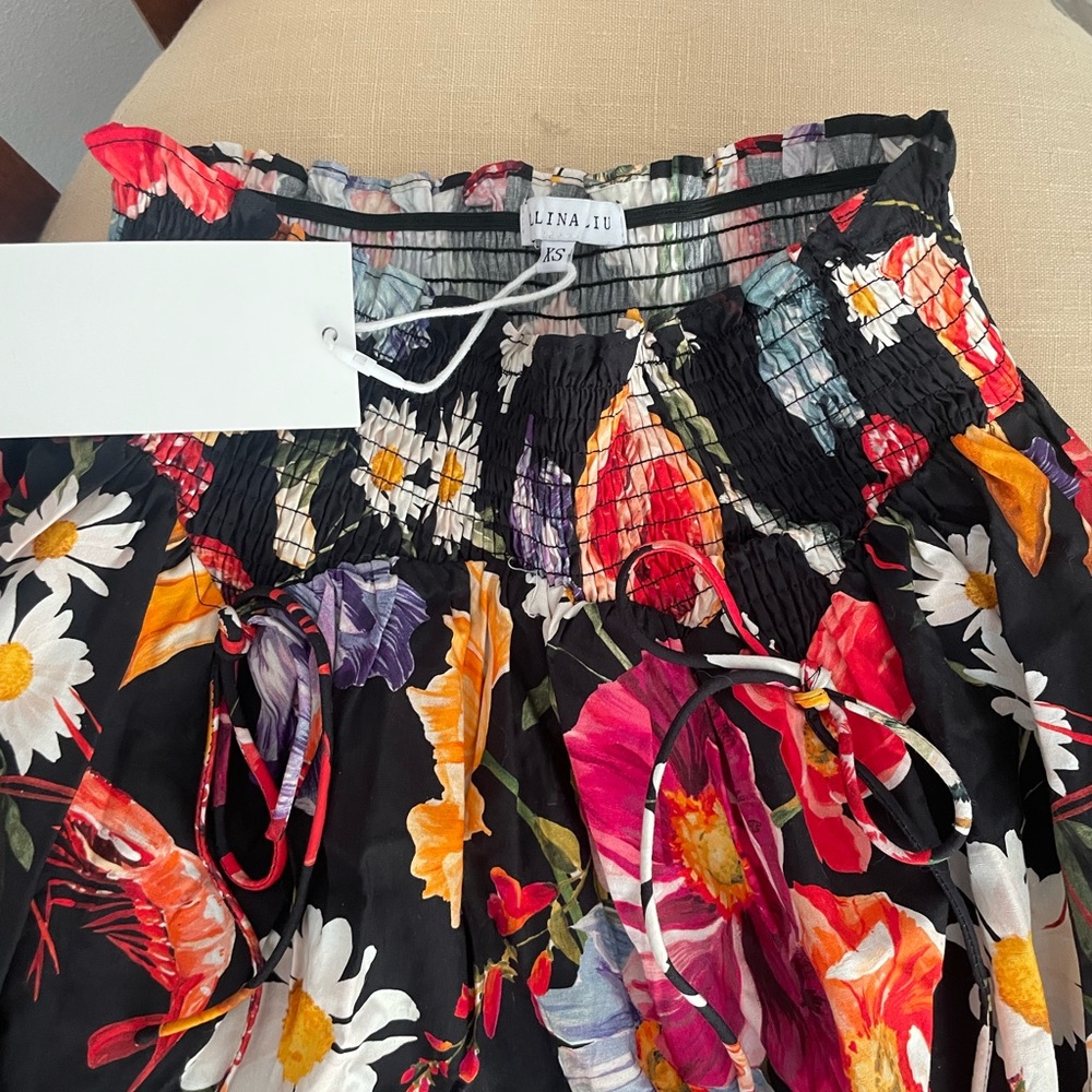 Lisa Says Gah x Allina Liu Kashi Midi
Skirt - Picture 7 of 10